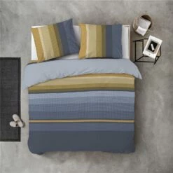 Byrklund - Dekbedovertrek Golden Stripes - 200x220 Cm - Okergeel 7 Byrklund - Dekbedovertrek Golden Stripes - 200x220 Cm - Okergeel -Cinderella Winkel 1000012909 0102