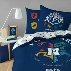 Harry Potter Dekbedovertrek Poudlard - Eenpersoons - 140 X 200 Cm - Katoen 8 Harry Potter Dekbedovertrek Poudlard - Eenpersoons - 140 X 200 Cm - Katoen -Cinderella Winkel 1000028637 0102