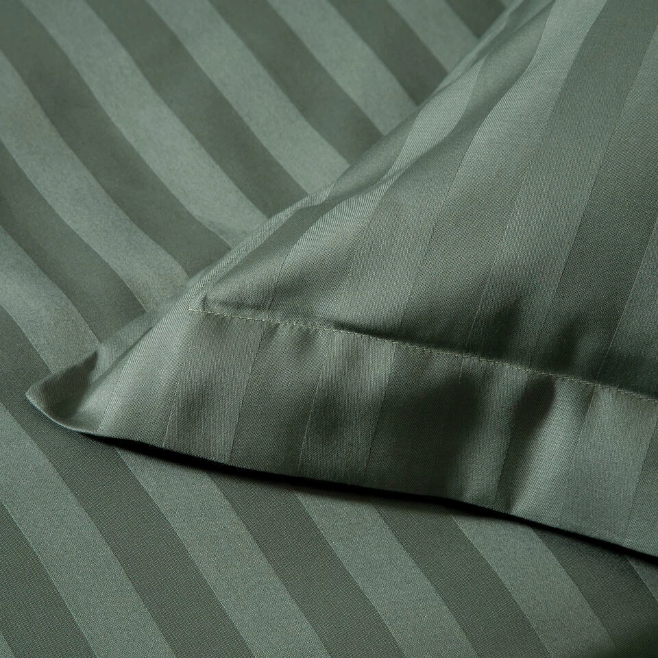 Damai Dekbedovertrek Katoen-satijn - 140x200/220cm - Groen Gestreept 5 Damai Dekbedovertrek Katoen-satijn - 140x200/220cm - Groen Gestreept - Afbeelding 3