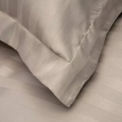 Dekbedovertrek Damai Linea Cement Satijn-200x200/220 8 Dekbedovertrek Damai Linea Cement Satijn-200x200/220 -Cinderella Winkel 1000034487 0102