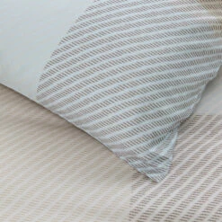 Damai Dekbedovertrek Moore - Satijn - 240x200/220 Cm - Butter Cream -Cinderella Winkel 1000035078 0102