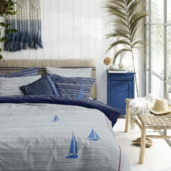 Cinderella Dekbedovertrek Boats - Katoen - 240x200/220 Cm - Deep Blue 9 Cinderella Dekbedovertrek Boats - Katoen - 240x200/220 Cm - Deep Blue -Cinderella Winkel 1000042996 0103