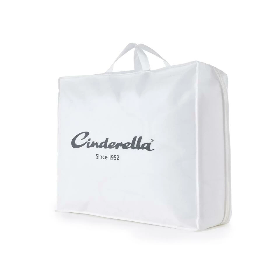 Cinderella Bamboo - Bamboe Zomer Dekbed - 200x200 Cm 6 Cinderella Bamboo - Bamboe Zomer Dekbed - 200x200 Cm - Afbeelding 4