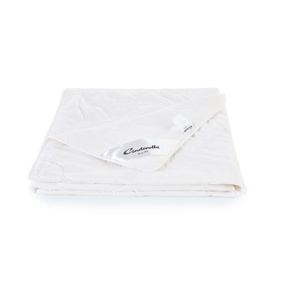 Cinderella Bamboo - Bamboe Zomer Dekbed - 200x200 Cm 3 Cinderella Bamboo - Bamboe Zomer Dekbed - 200x200 Cm