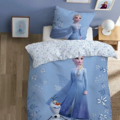 Disney Frozen Dekbedovertrek Magical Season - 140 X 200 Cm - Katoen -Cinderella Winkel 1000088885 0103