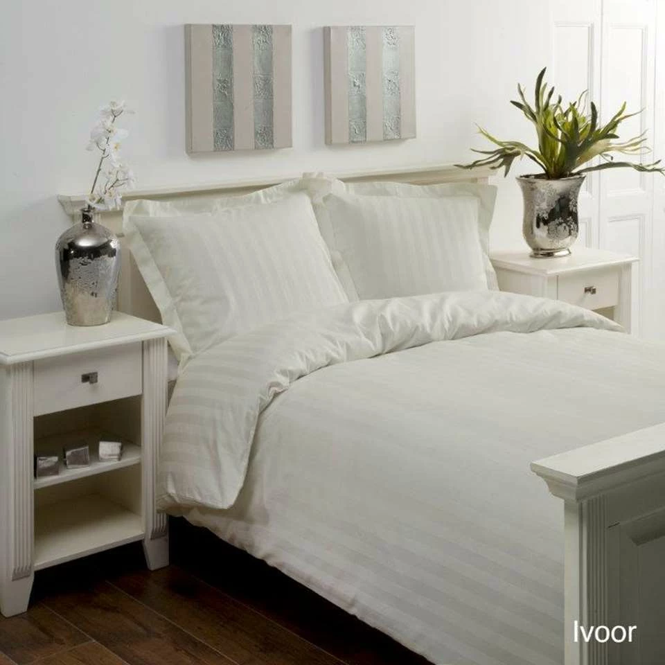 Papillon Dekbedovertrek Satijn Streep - 240x200/220 Cm - Crème 4 Papillon Dekbedovertrek Satijn Streep - 240x200/220 Cm - Crème - Afbeelding 2