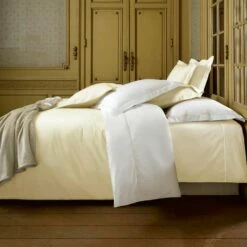 De Witte Lietaer Dekbedovertrek Bumblebee - 140 X 200 Cm 7 De Witte Lietaer Dekbedovertrek Bumblebee - 140 X 200 Cm -Cinderella Winkel 1800015513 0102