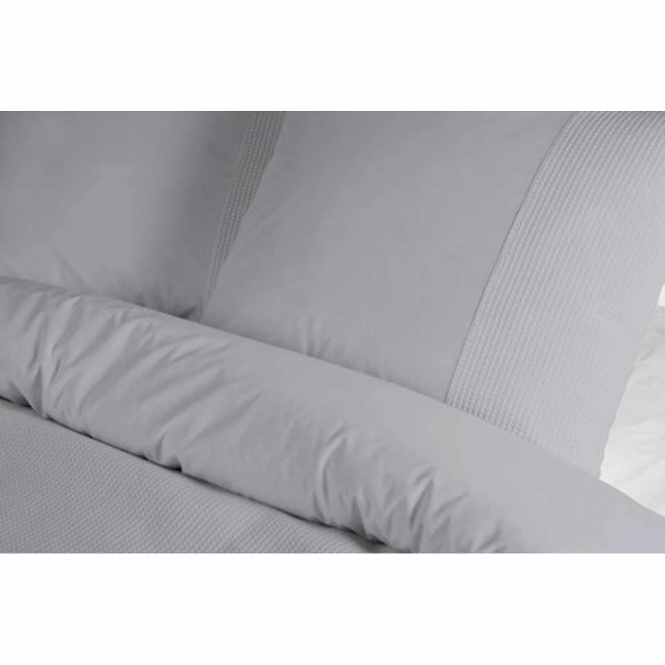 Papillon Deluxe+ Mendoza Dekbedovertrek - 140x200/220 Cm - Grijs 5 Papillon Deluxe+ Mendoza Dekbedovertrek - 140x200/220 Cm - Grijs - Afbeelding 3