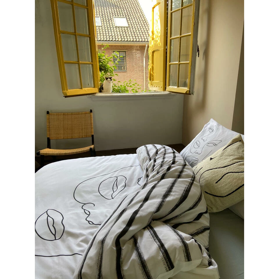 Dindi Home Dekbedovertrek Tender Tattoo Grafisch - Wit - 140x200/220 Cm 6 Dindi Home Dekbedovertrek Tender Tattoo Grafisch - Wit - 140x200/220 Cm - Afbeelding 4