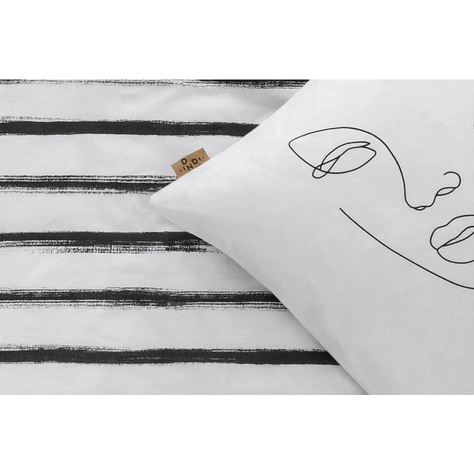 Dindi Home Dekbedovertrek Tender Tattoo Grafisch - Wit - 140x200/220 Cm 4 Dindi Home Dekbedovertrek Tender Tattoo Grafisch - Wit - 140x200/220 Cm - Afbeelding 2