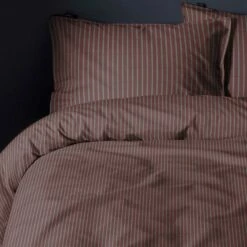 Damai Dekbedovertrek Hemingway - Rood - 140x200/220 Cm -Cinderella Winkel 81027359 0100