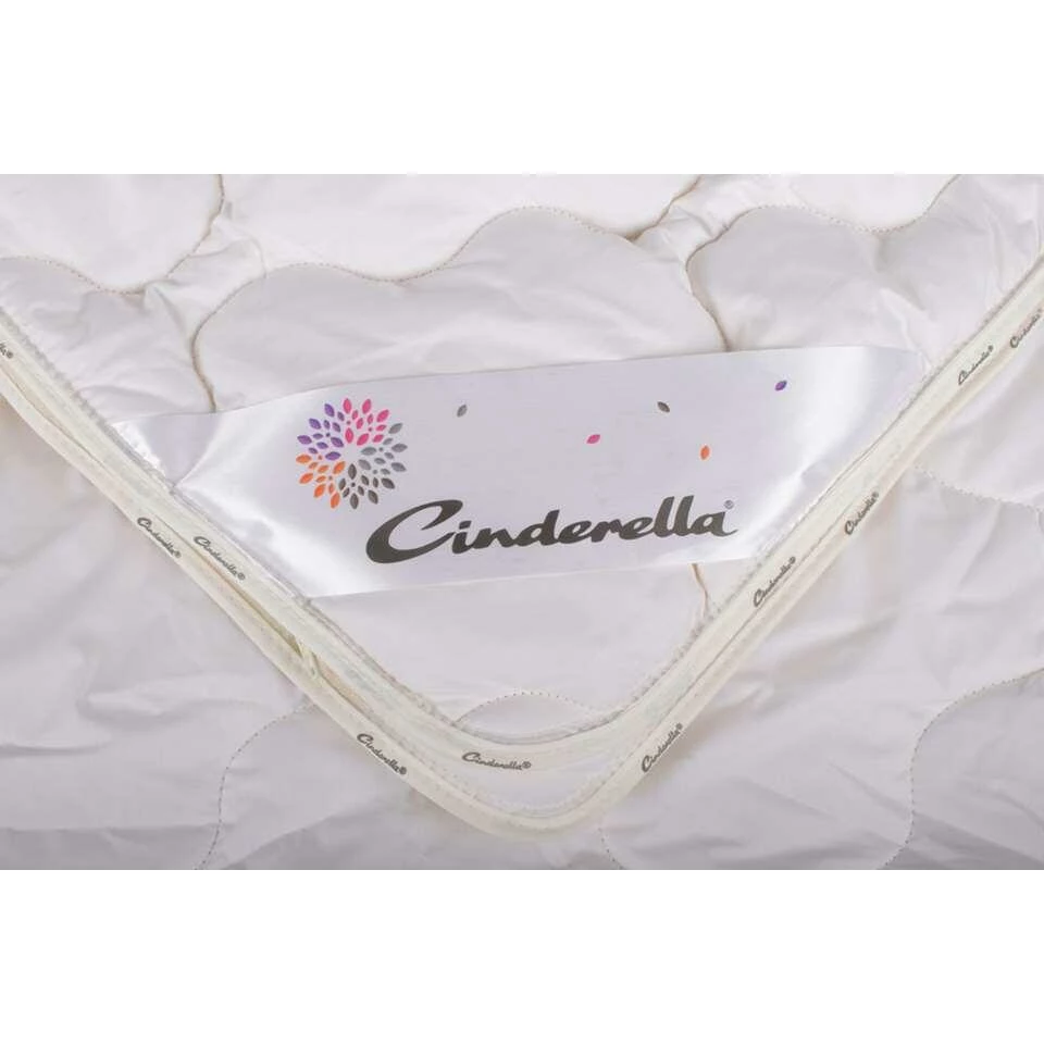 Cinderella Dekbed Lana 2.0 - 4-seizoenen - 260x220 Cm 5 Cinderella Dekbed Lana 2.0 - 4-seizoenen - 260x220 Cm - Afbeelding 3