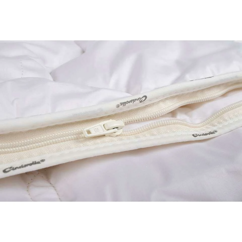 Cinderella Dekbed Lana 2.0 - 4-seizoenen - 260x220 Cm 6 Cinderella Dekbed Lana 2.0 - 4-seizoenen - 260x220 Cm - Afbeelding 4